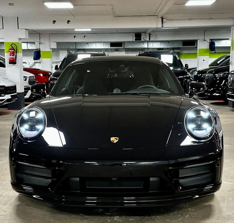 Porsche  911 992 Carrera 4S
